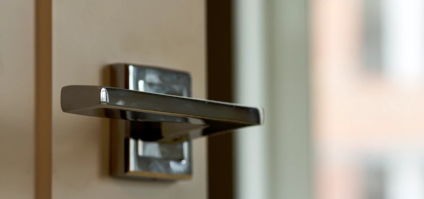 Door Lever Knob Repair in Rodeo, California