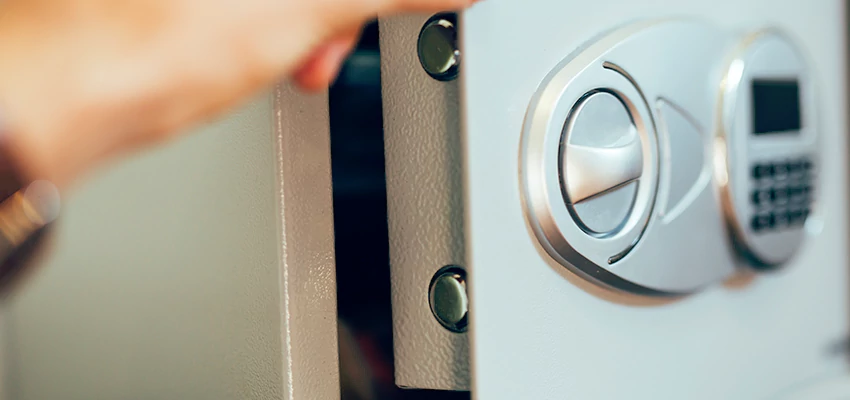 Fingerprint Safe Openers in Rodeo, CA